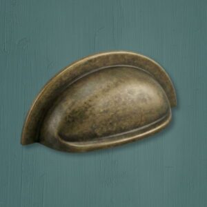 La Coquille Shell Cup Handle Deep Antique Brass