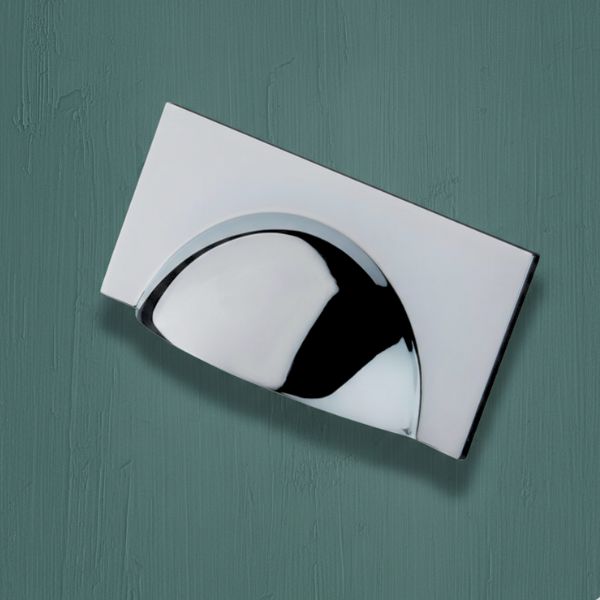 Monmouth Cup Handle with Rectangular Backplate - Polished Chrome